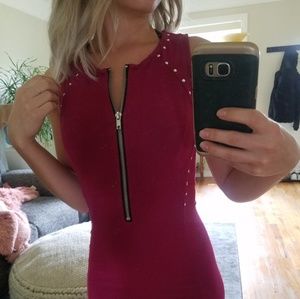 Fitted, sexy dress 😍